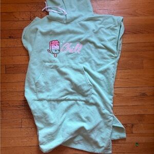 Pusheen Mint Green Hooded Poncho with Chill Graphic